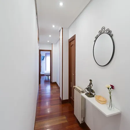 Apartman Olaia By People *